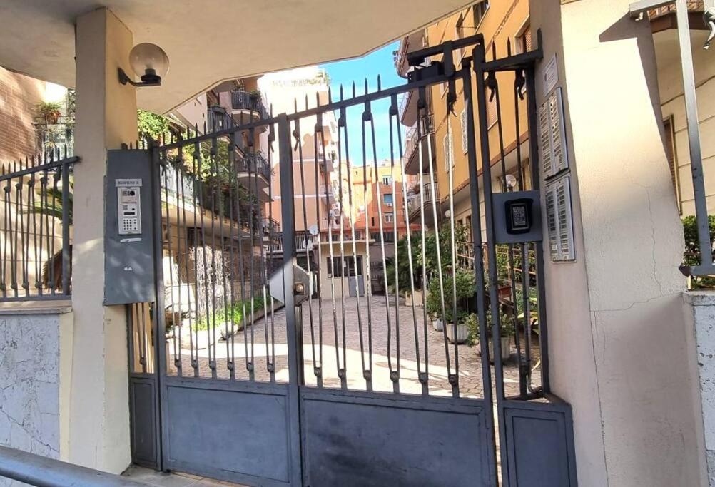 רומא Caffarella Garden And Park Apartment מראה חיצוני תמונה